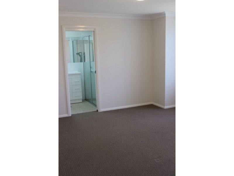 9 The Patio, Tamworth NSW 2340