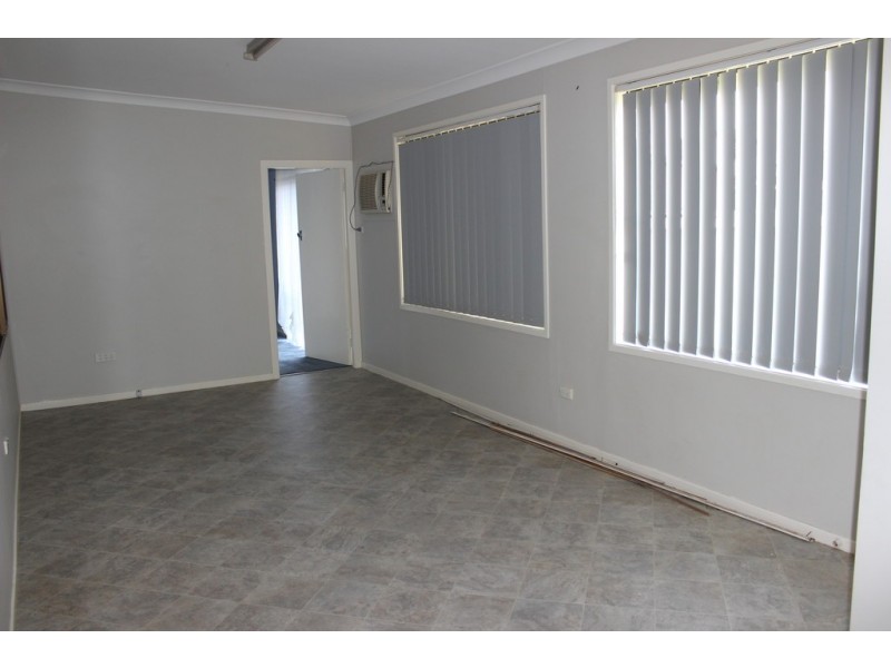 32 Robert Street, Tamworth NSW 2340