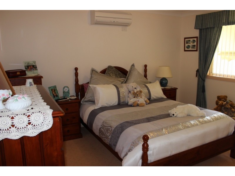 4 Clancy Court, Tamworth NSW 2340
