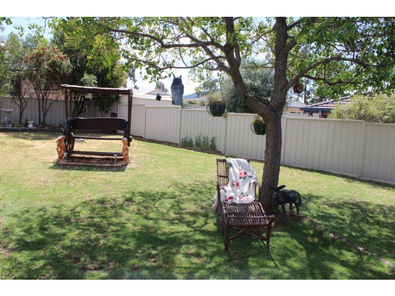 4 Clancy Court, Tamworth NSW 2340