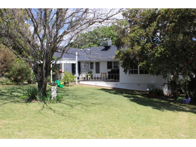 120 Raglan Street, Tamworth NSW 2340