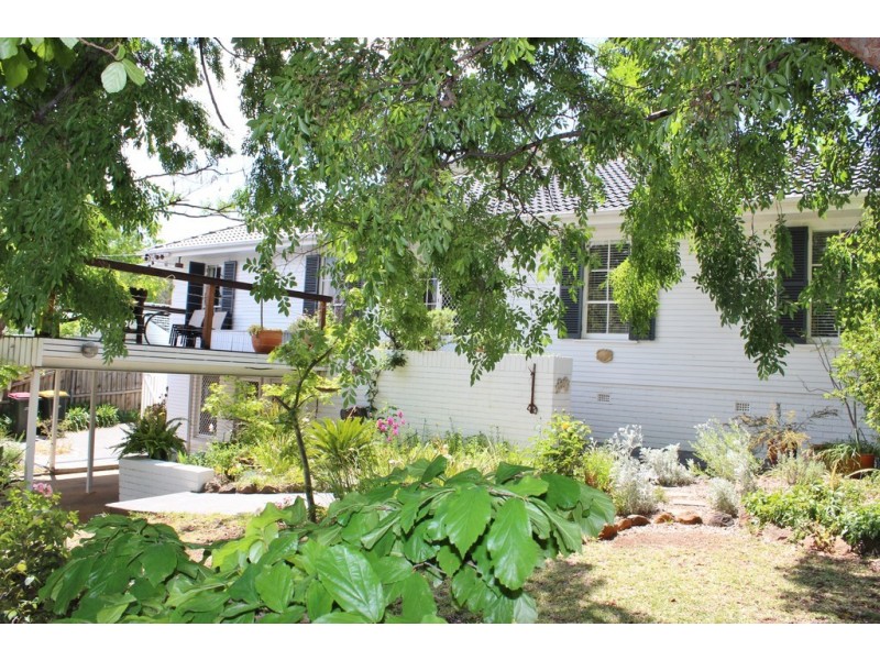 120 Raglan Street, Tamworth NSW 2340