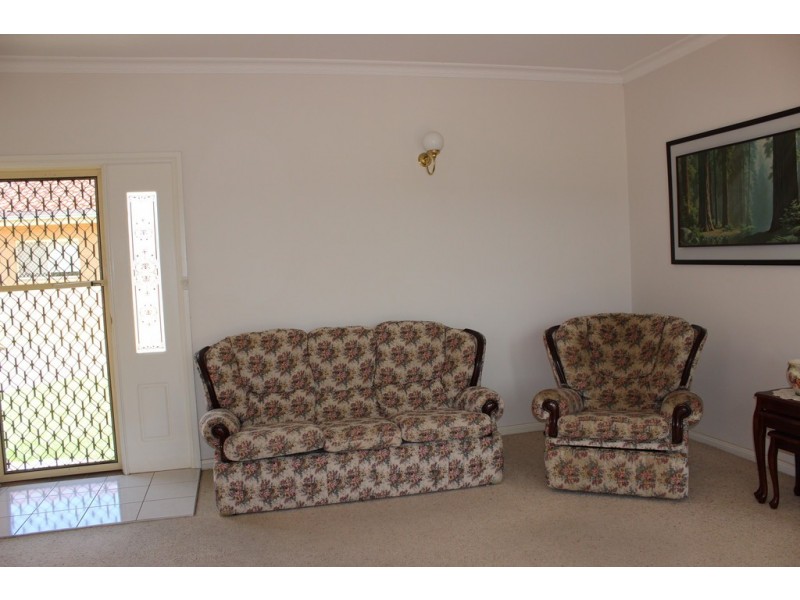 Unit 2-4 Gunn Place, Tamworth NSW 2340