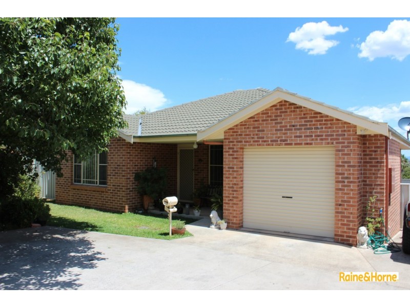 23 Hall Street, Tamworth NSW 2340