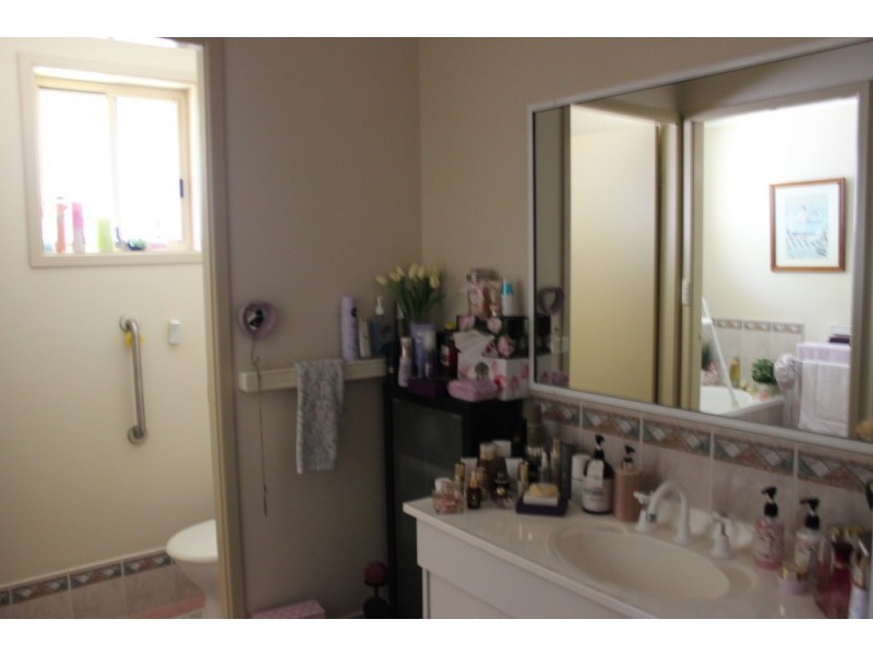 23 Hall Street, Tamworth NSW 2340