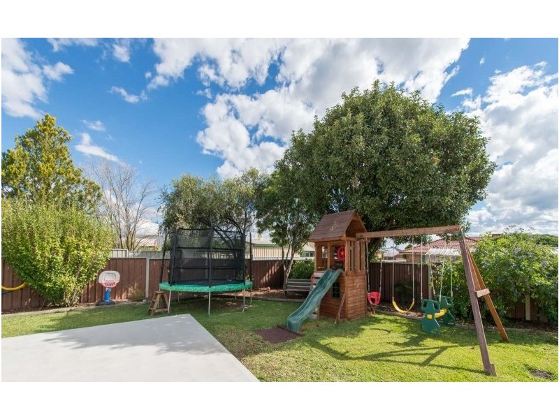 36 Dibar Drive, Tamworth NSW 2340