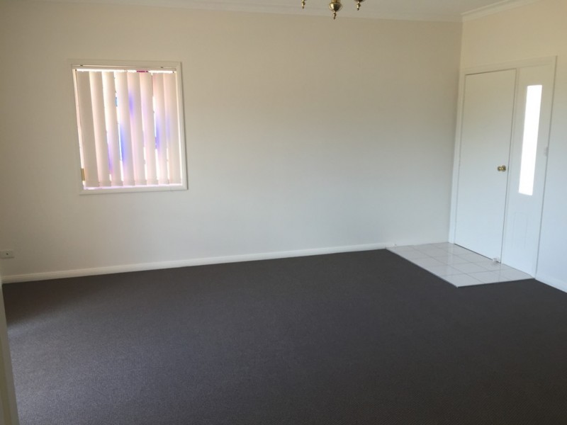 2/4 Gunn Place, Tamworth NSW 2340