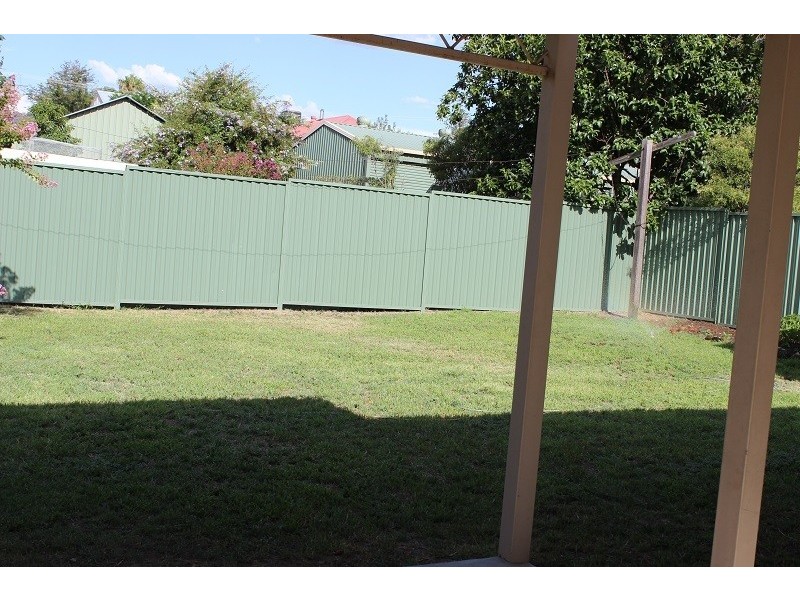106 Belmore Street, Tamworth NSW 2340