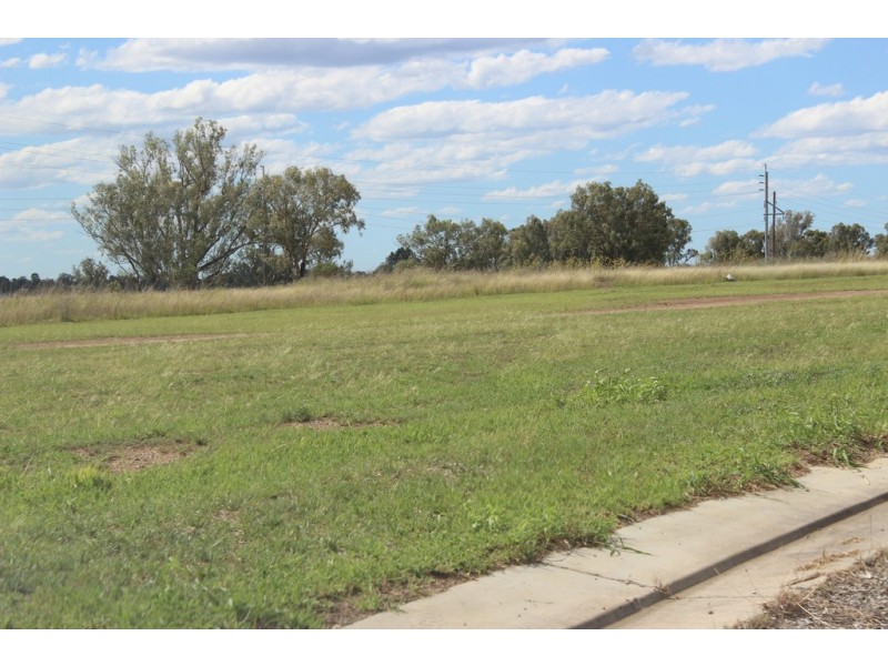 5 Kenny Drive, Tamworth NSW 2340