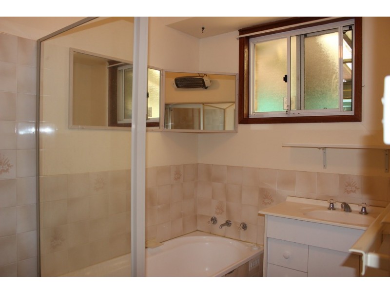 35 Sussex Street, West Tamworth NSW 2340