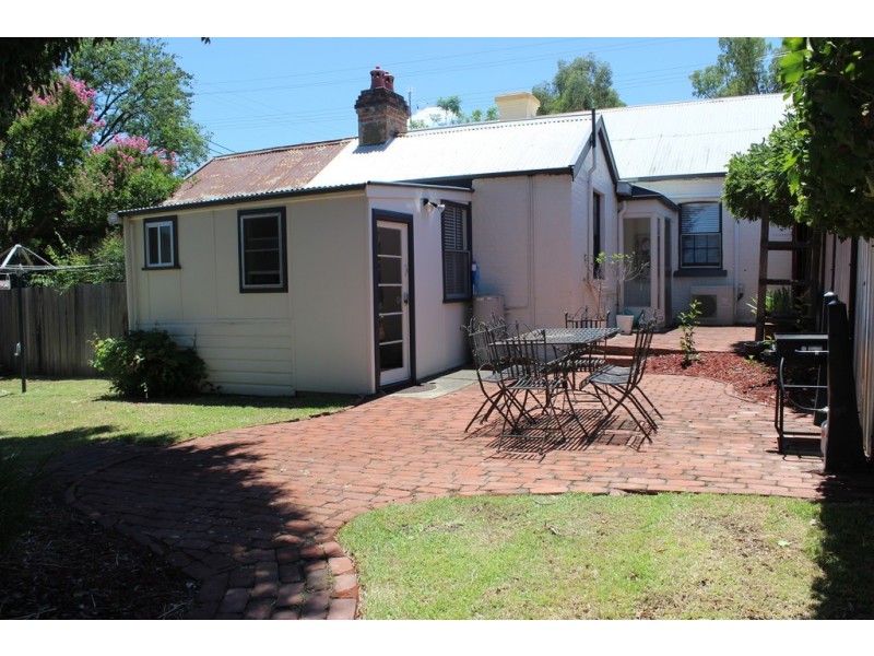 53 Upper street, Tamworth NSW 2340