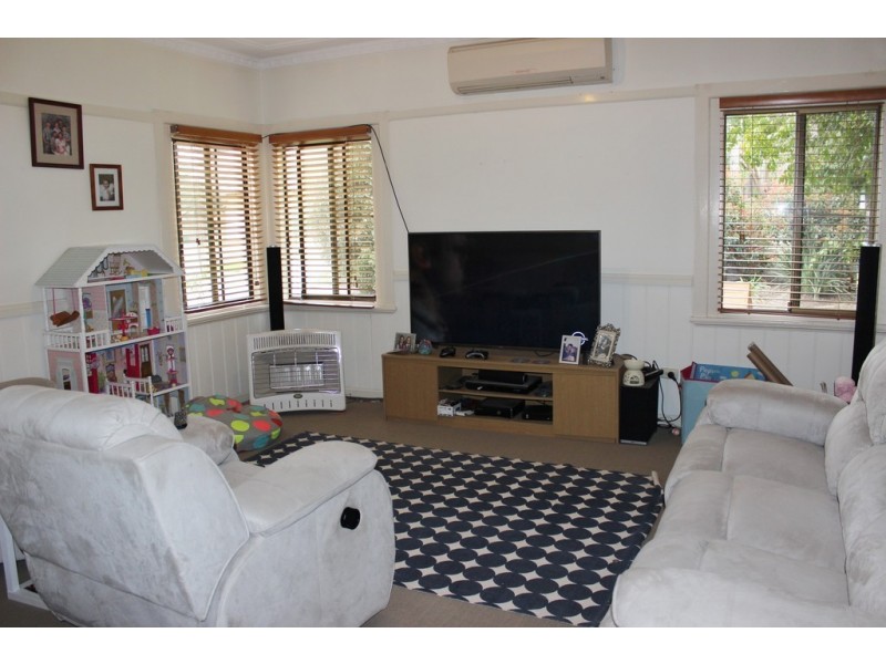 103 Rawson Avenue, Tamworth NSW 2340