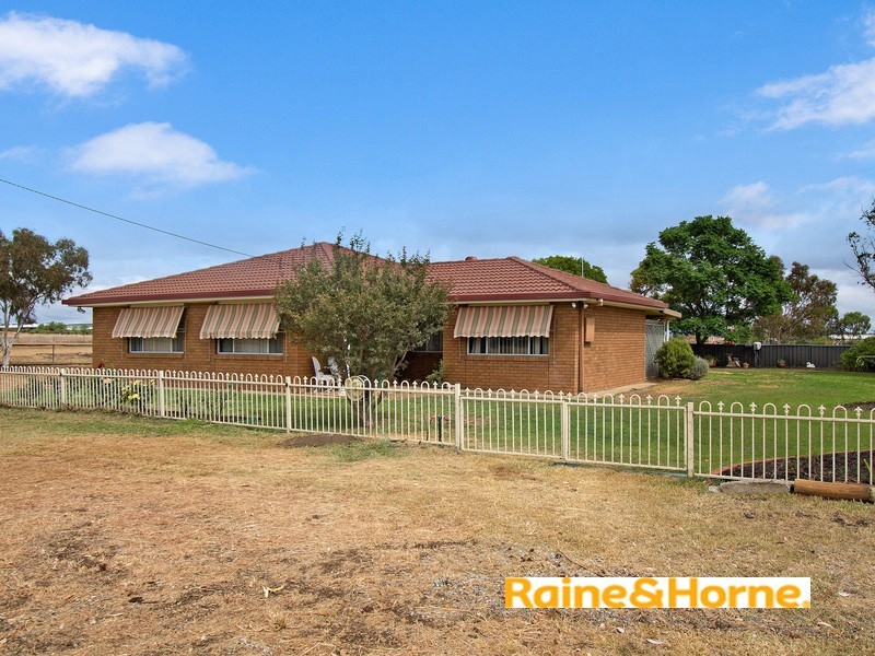 280 Gunnedah Road, Tamworth NSW 2340