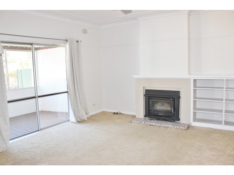 14 Thomas Street, Tamworth NSW 2340