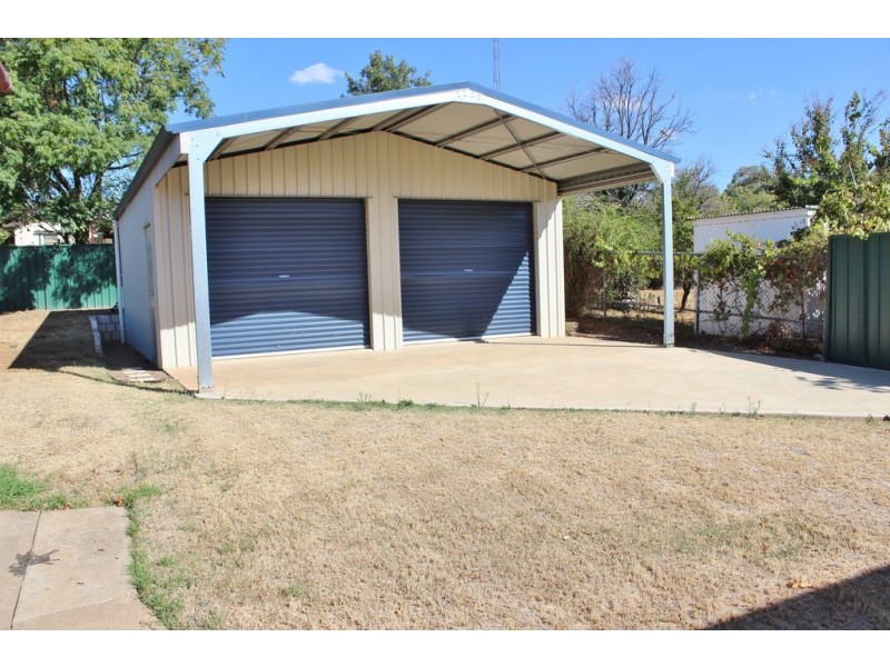 14 Thomas Street, Tamworth NSW 2340