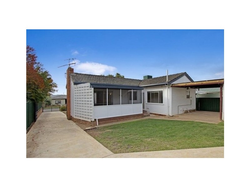 14 Thomas Street, Tamworth NSW 2340