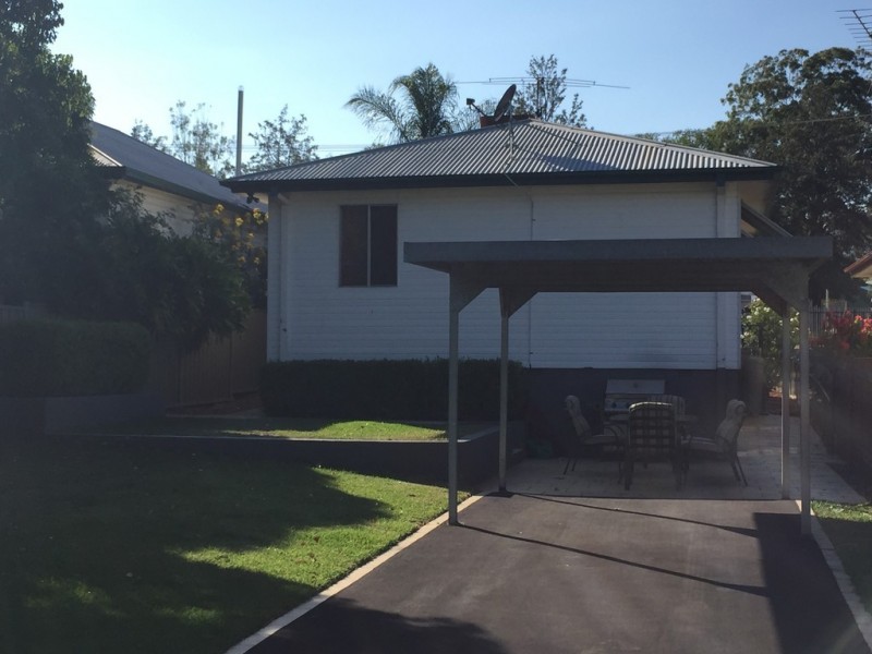 32 Hunt Street, Tamworth NSW 2340