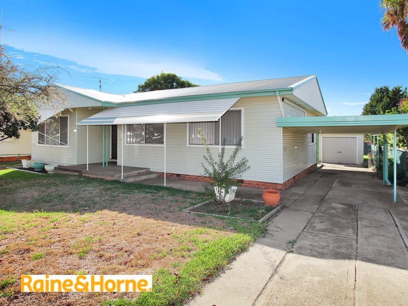 3 Iona Street, Tamworth NSW 2340
