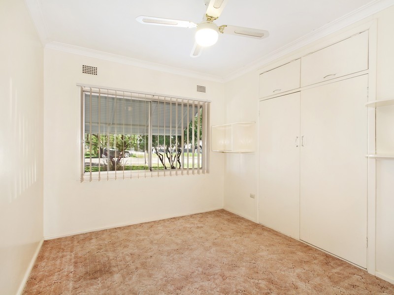 3 Iona Street, Tamworth NSW 2340