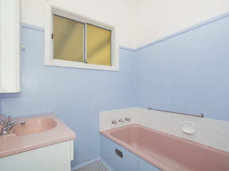 3 Iona Street, Tamworth NSW 2340