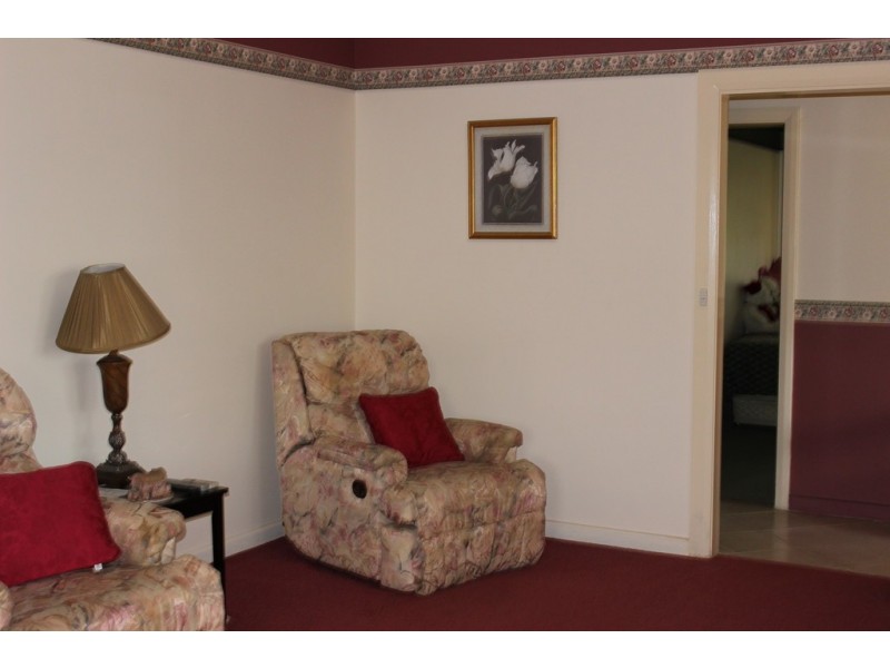 16 Gunnedah Road, Tamworth NSW 2340