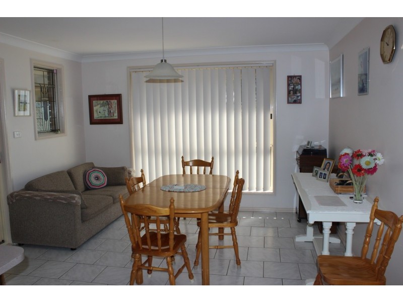 2a Parry Street, Tamworth NSW 2340