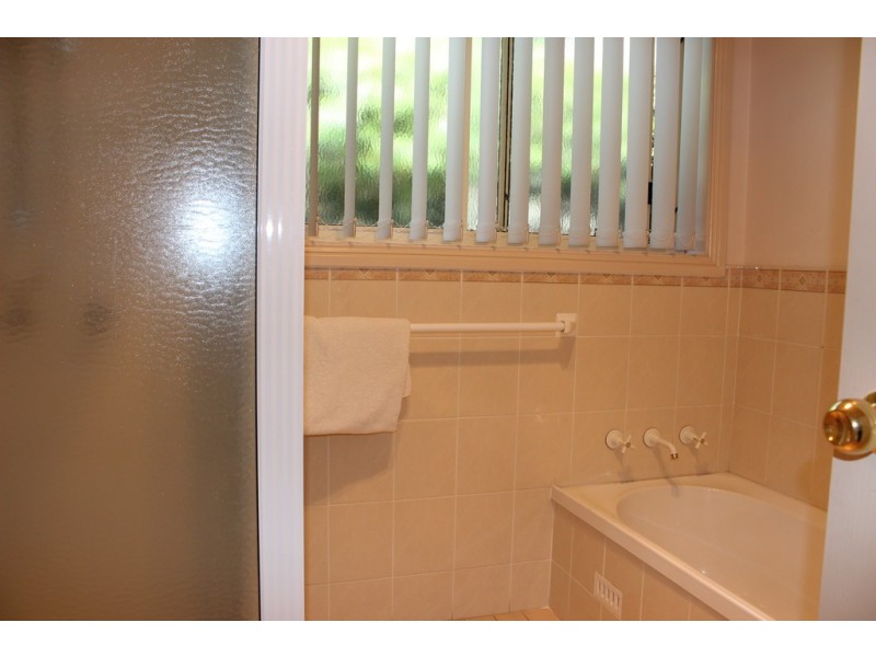 2a Parry Street, Tamworth NSW 2340