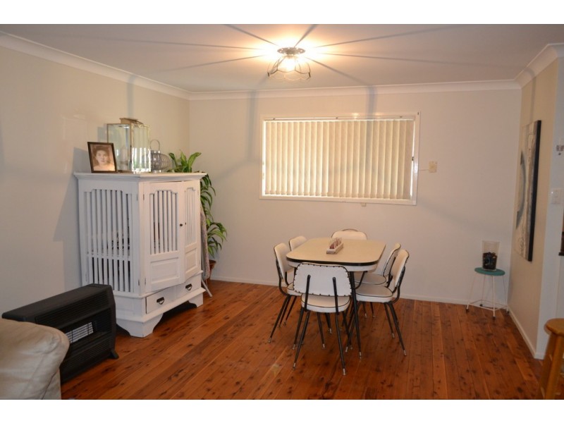 10 Susan Street, Kootingal NSW 2352