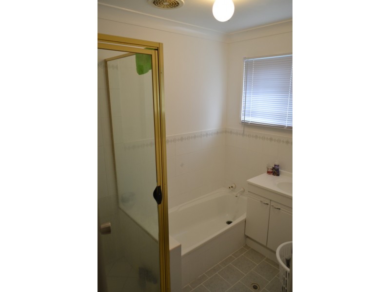 10 Susan Street, Kootingal NSW 2352