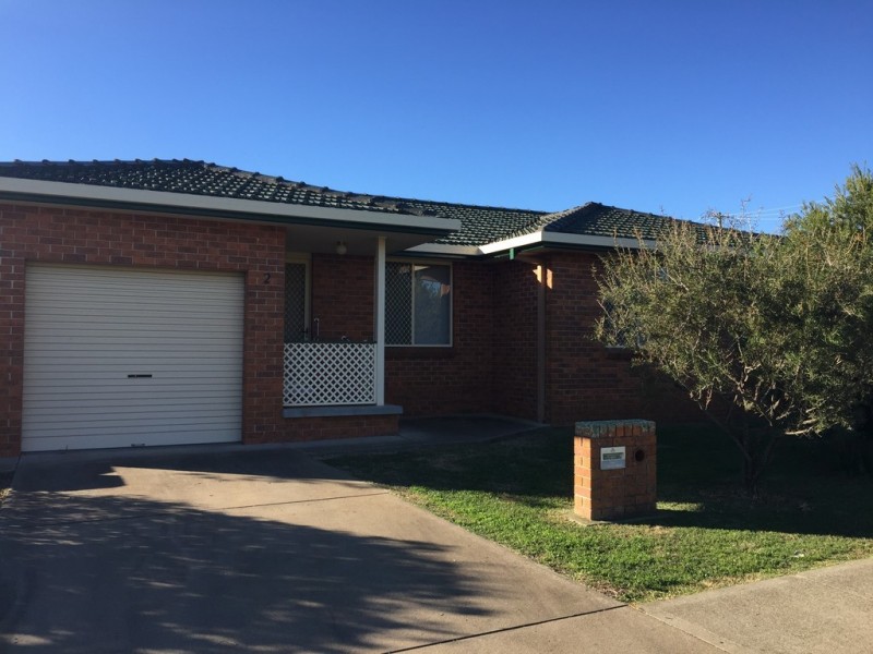 2/2 Hunt Street, Tamworth NSW 2340