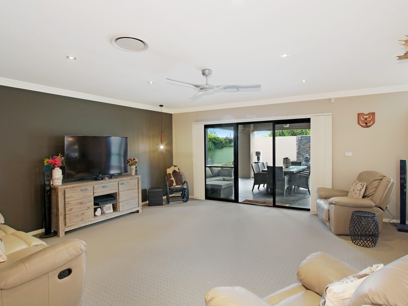 27 The Grange, Tamworth NSW 2340