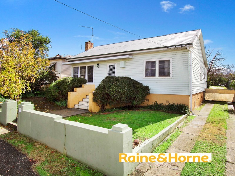3 Kent Street, Tamworth NSW 2340