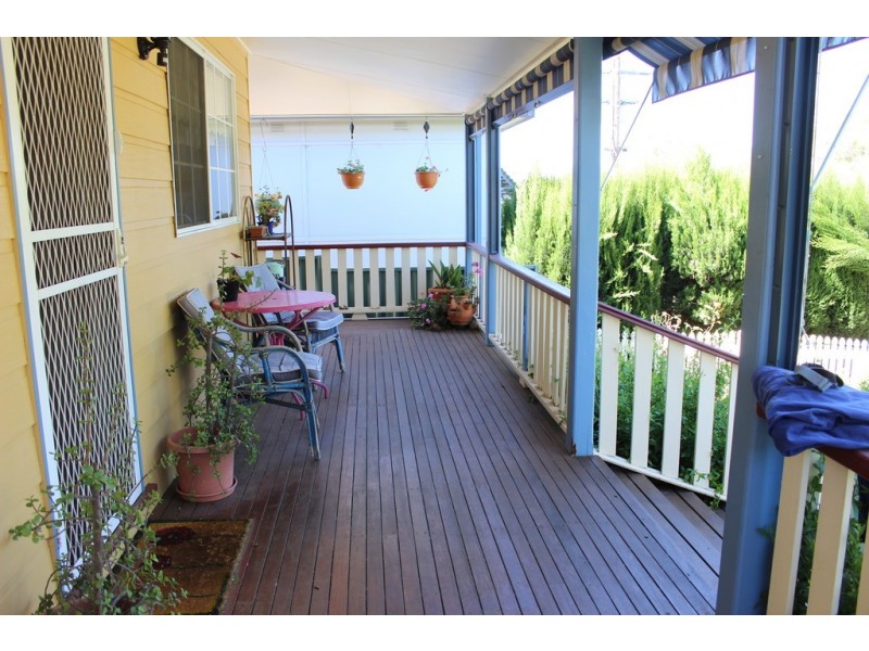 4 Kitchener Street, Tamworth NSW 2340