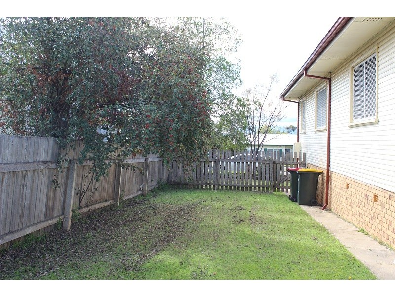 93 Robert Street, Tamworth NSW 2340