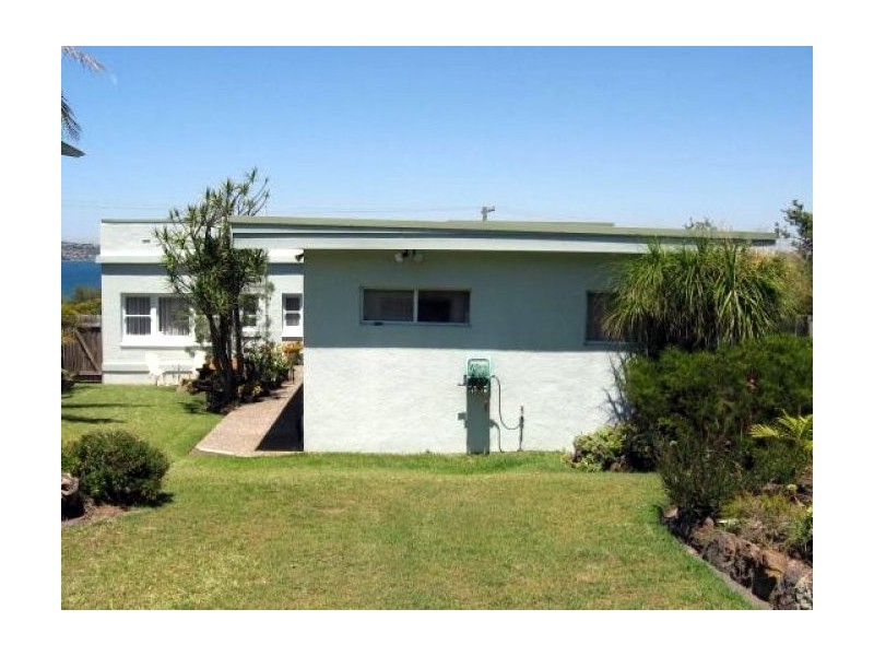 7 Molong Street, North Curl Curl NSW 2099