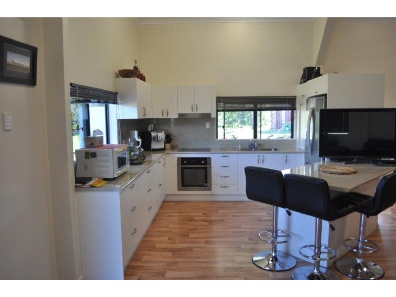 1 Pappins Road, Helens Hill QLD 4850
