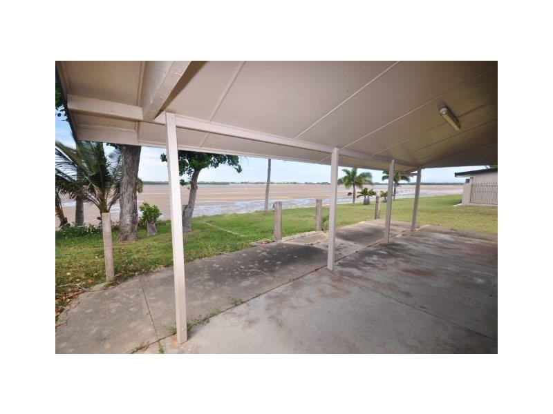 30 John Dory Street, Taylors Beach QLD 4850