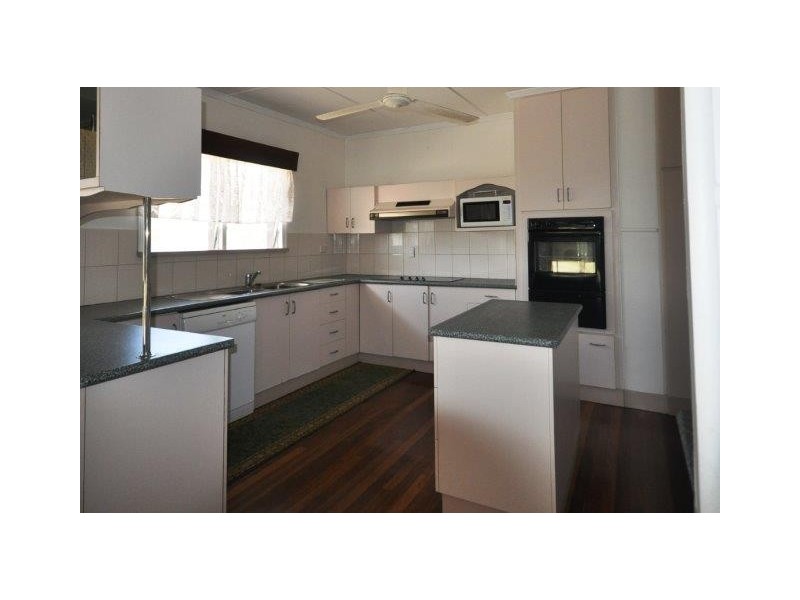 24 Patterson Parade, Lucinda QLD 4850