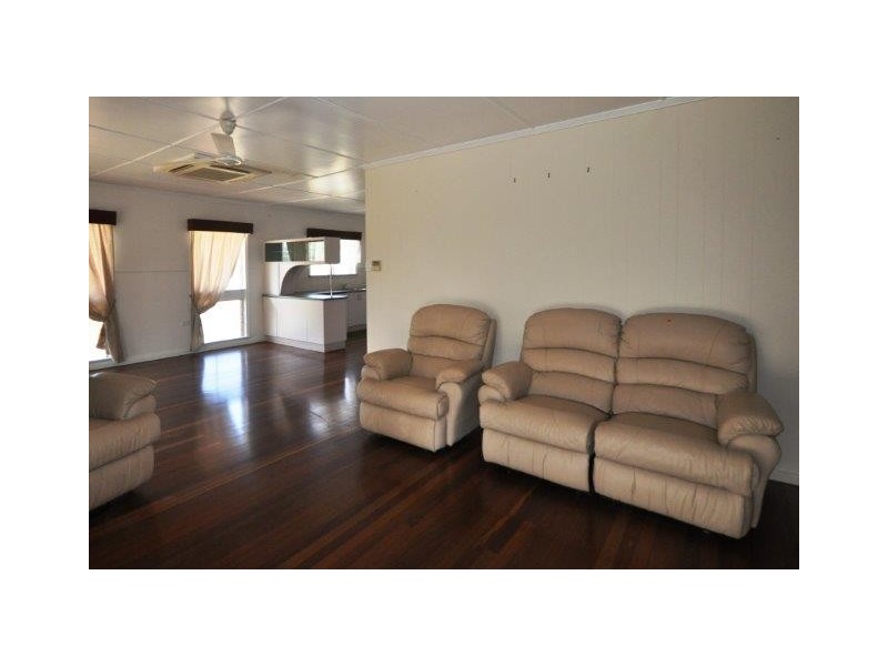 24 Patterson Parade, Lucinda QLD 4850