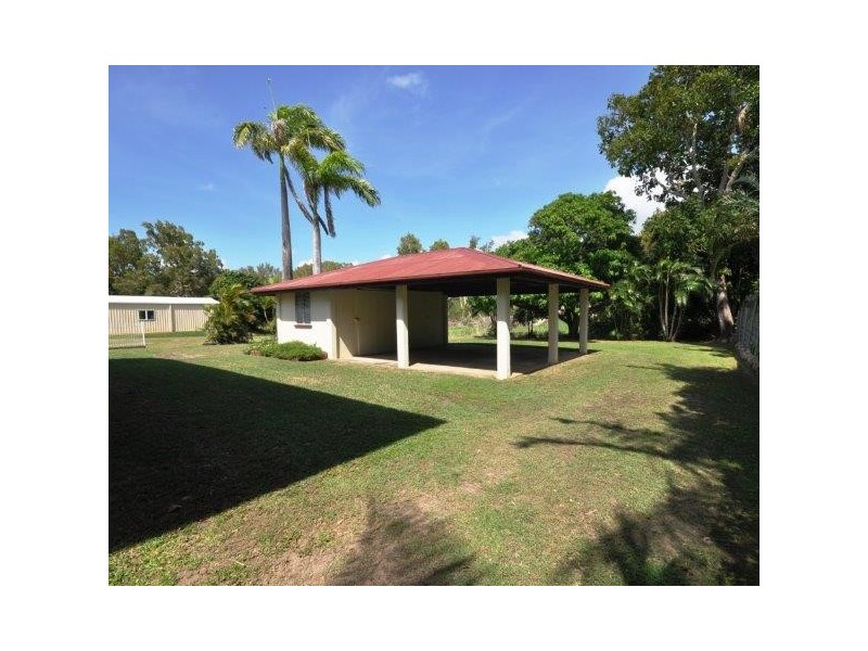 24 Patterson Parade, Lucinda QLD 4850