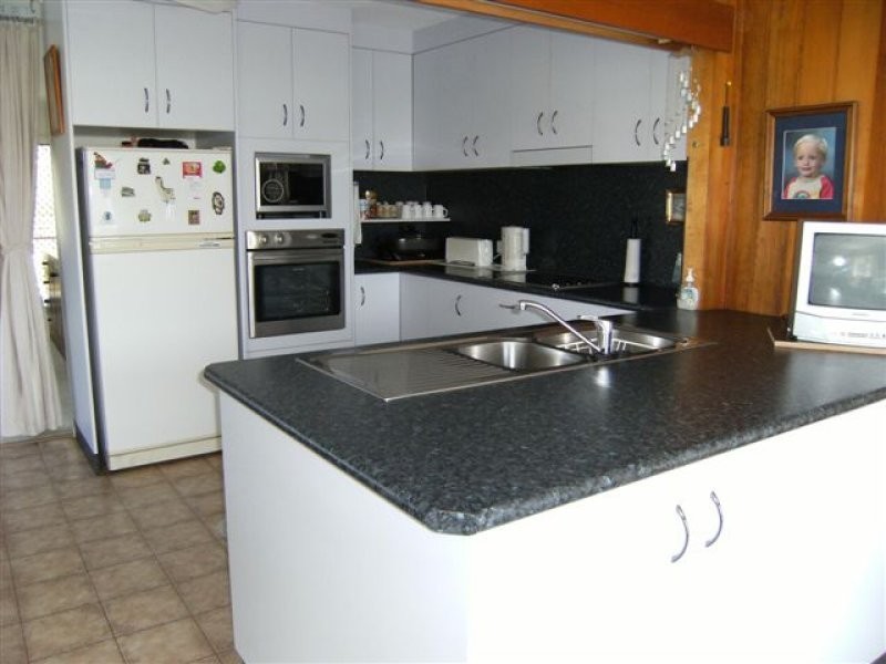 2 MacDonald Street, Ingham QLD 4850