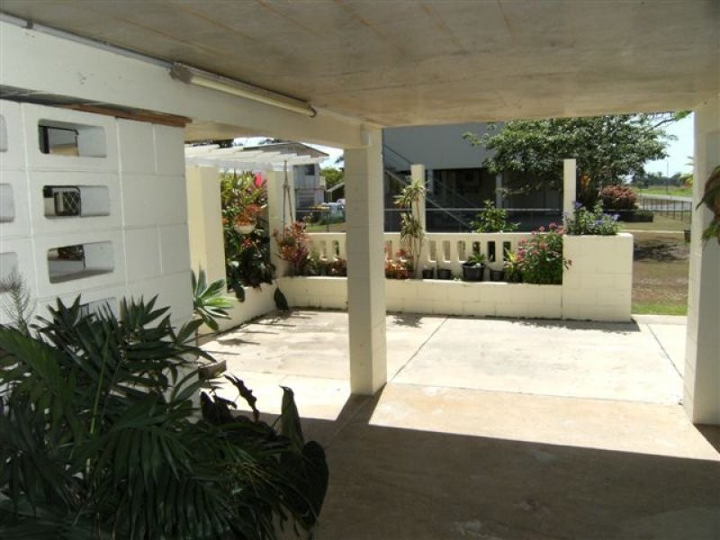 2 MacDonald Street, Ingham QLD 4850