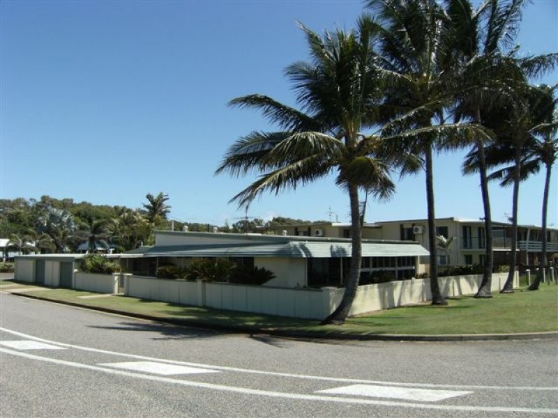 2 ALLAMANDA AVENUE, Forrest Beach QLD 4850