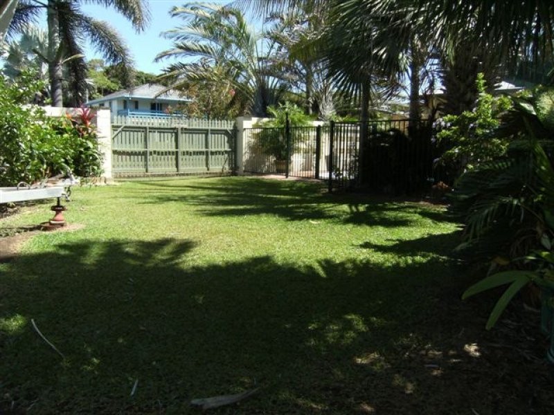 2 ALLAMANDA AVENUE, Forrest Beach QLD 4850