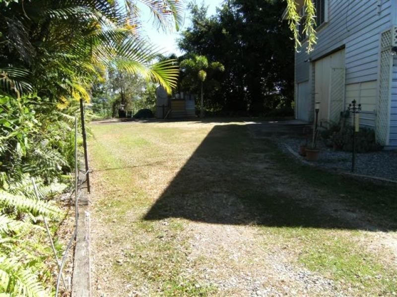 15 Britton Street, Trebonne QLD 4850