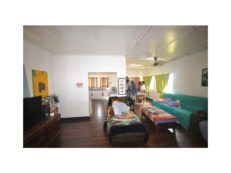 94 Musgrave Street, Halifax QLD 4850