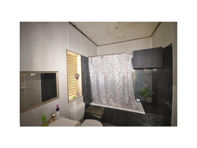 94 Musgrave Street, Halifax QLD 4850