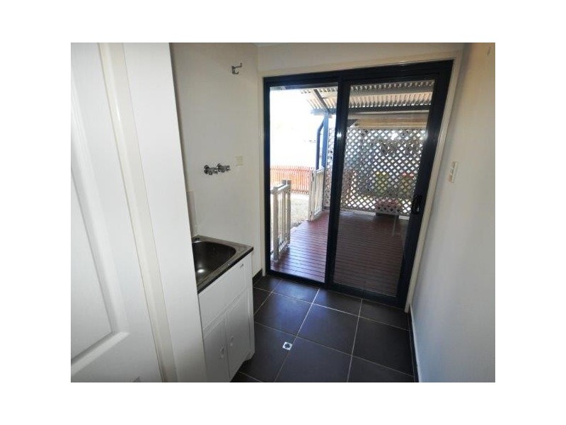 4 Dolphin Crescent, Taylors Beach QLD 4850