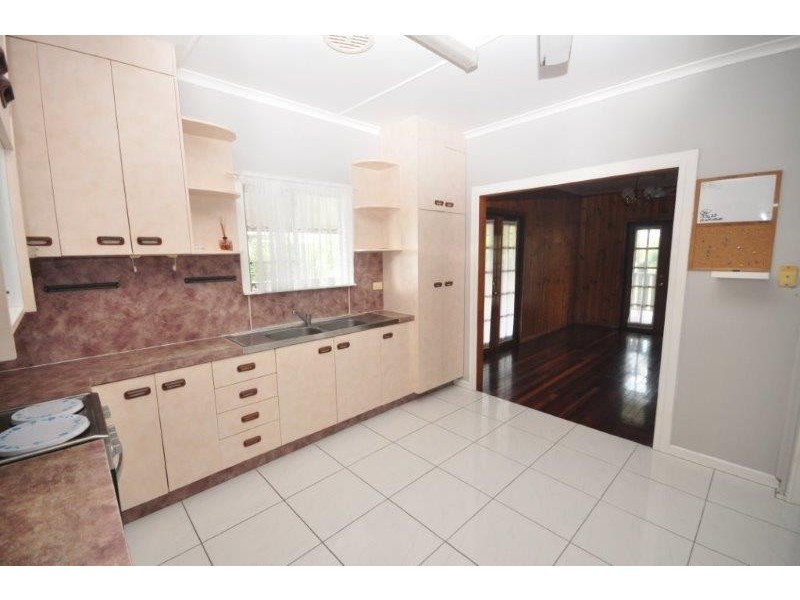 29 Philp Street, Ingham QLD 4850