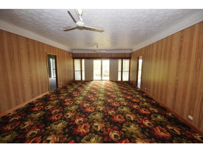 412 Cemetery Road, Ingham QLD 4850